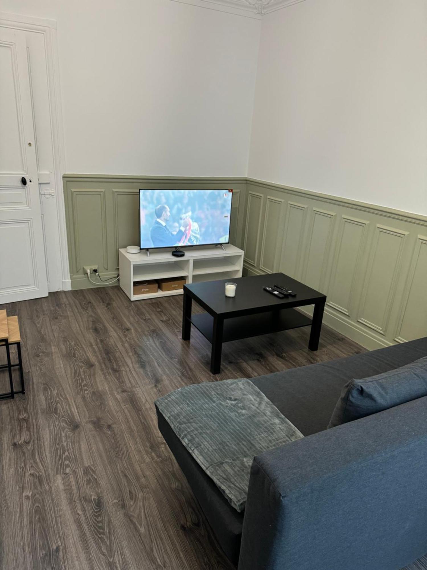 Appartement Haussmanien Parigi Esterno foto